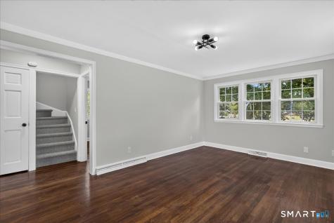 5 Lynmot Road Hamden CT 06514