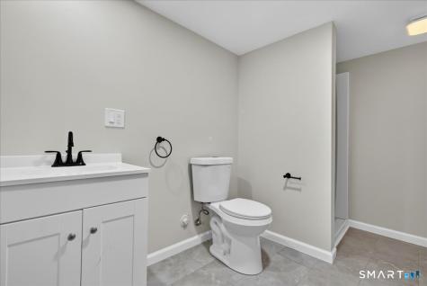 5 Lynmot Road Hamden CT 06514