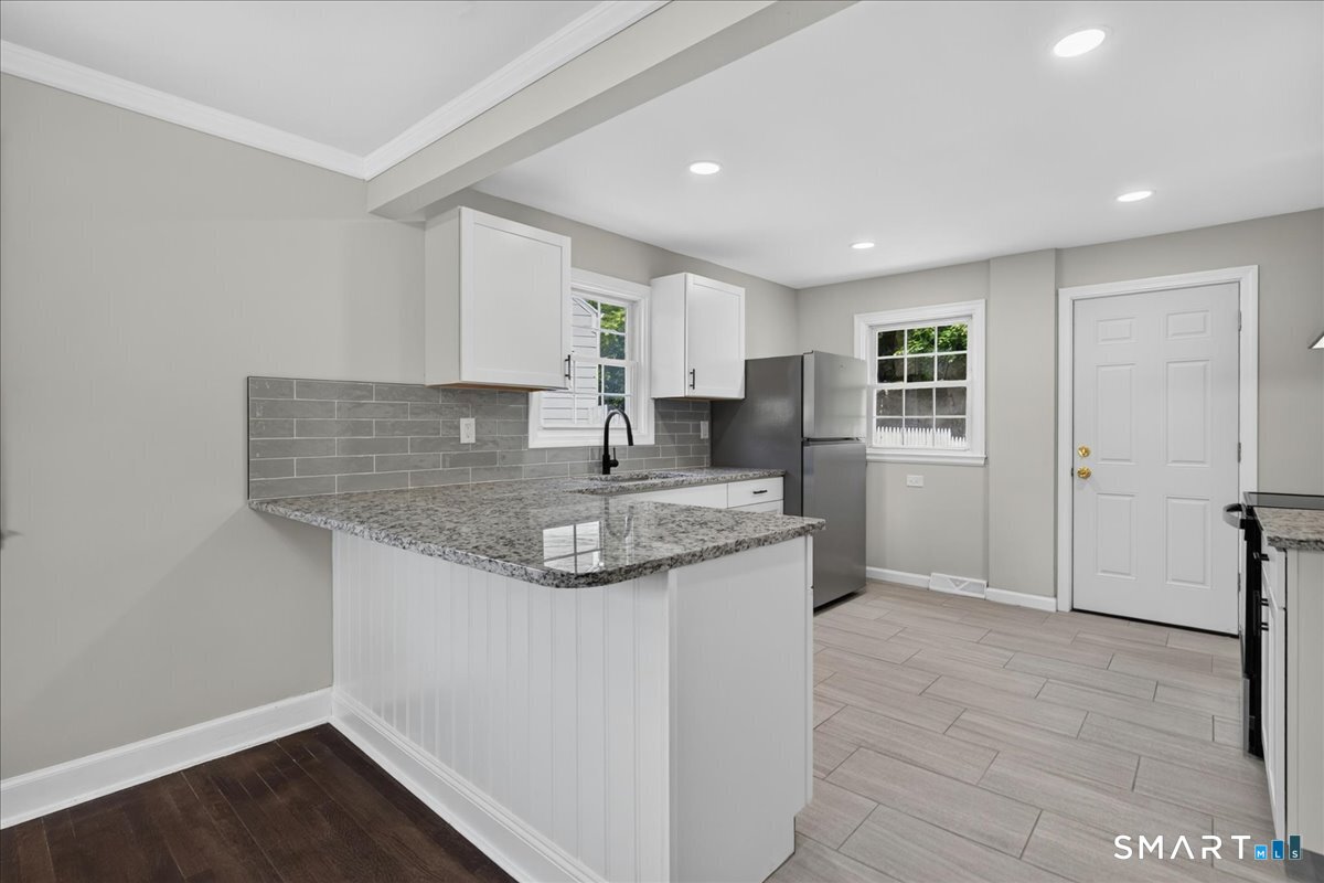 5 Lynmot Road Hamden CT 06514