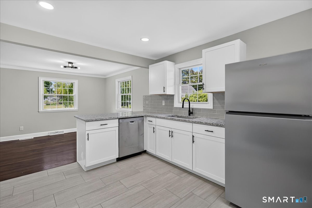 5 Lynmot Road Hamden CT 06514