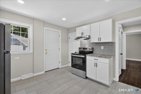 5 Lynmot Road Hamden CT 06514