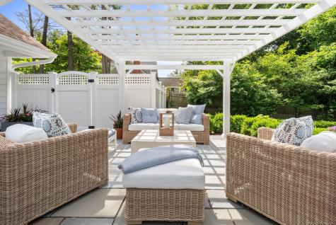 19 Old Hill Road Westport CT 06880