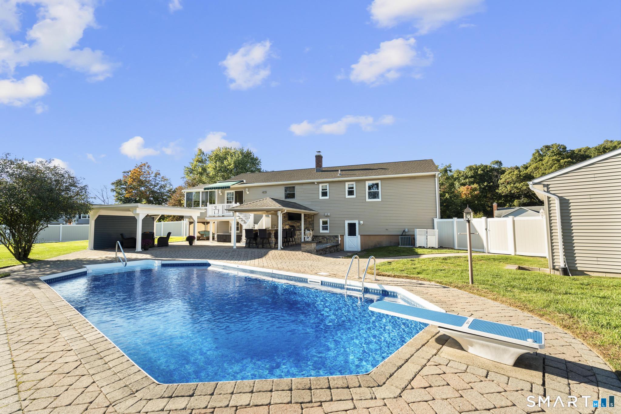 11 Crestwood Road Branford CT 06405