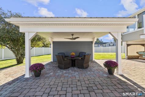 11 Crestwood Road Branford CT 06405