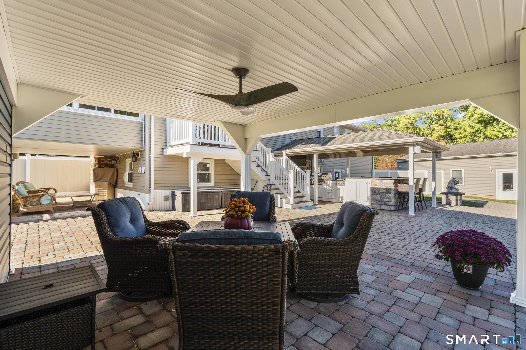 11 Crestwood Road Branford CT 06405