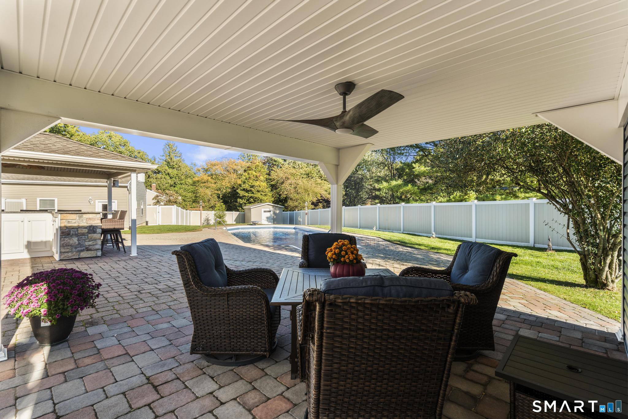 11 Crestwood Road Branford CT 06405