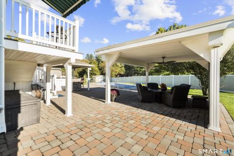 11 Crestwood Road Branford CT 06405