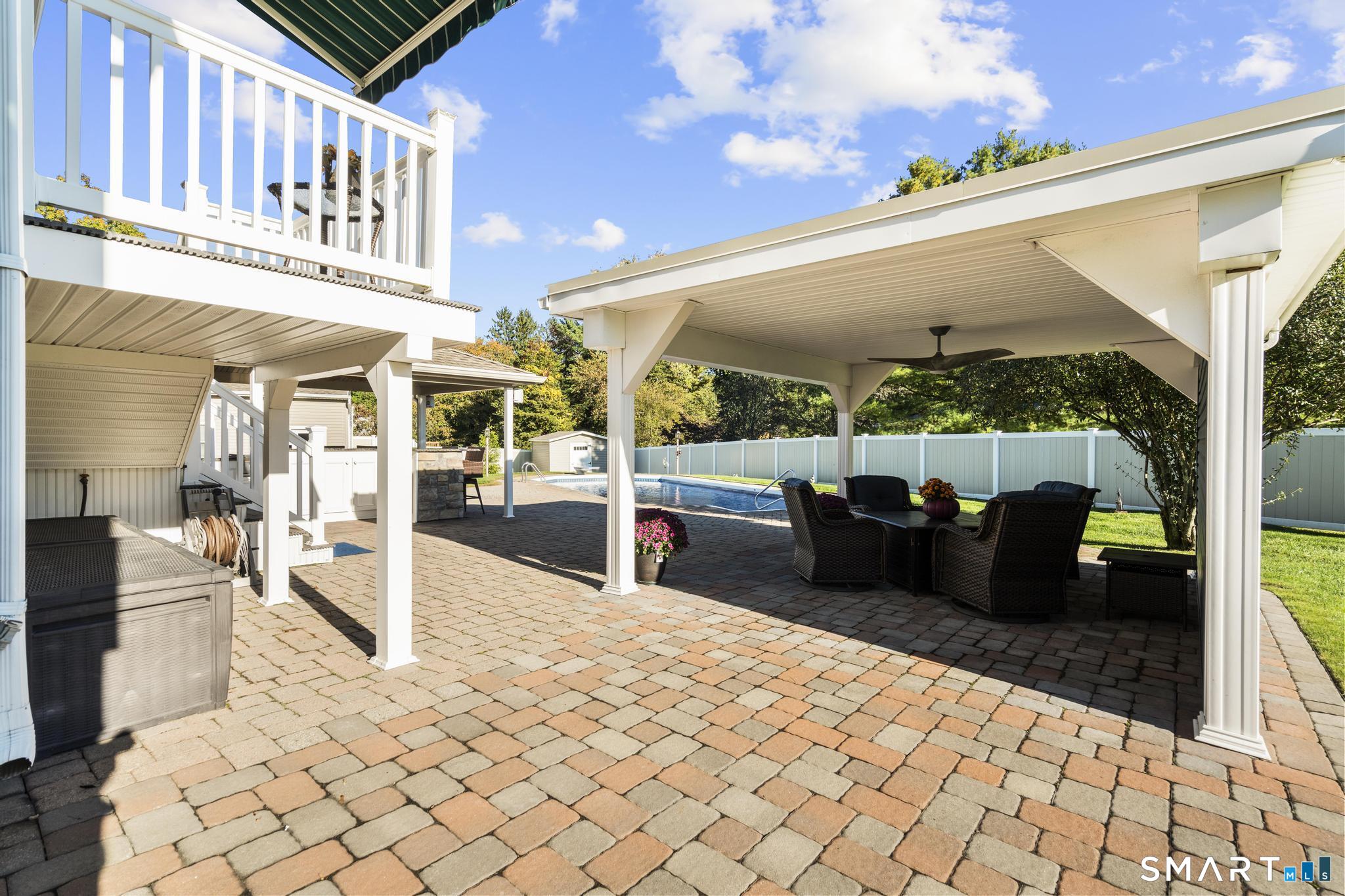 11 Crestwood Road Branford CT 06405