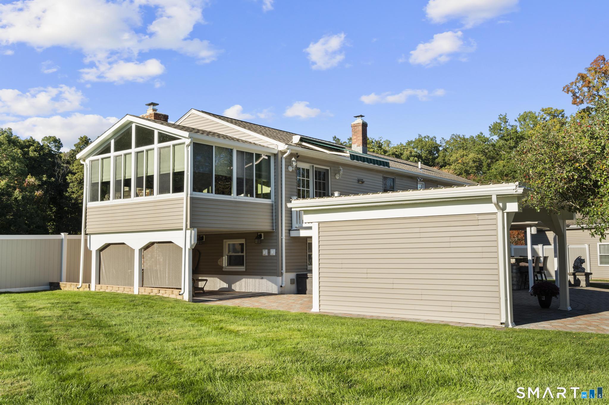 11 Crestwood Road Branford CT 06405
