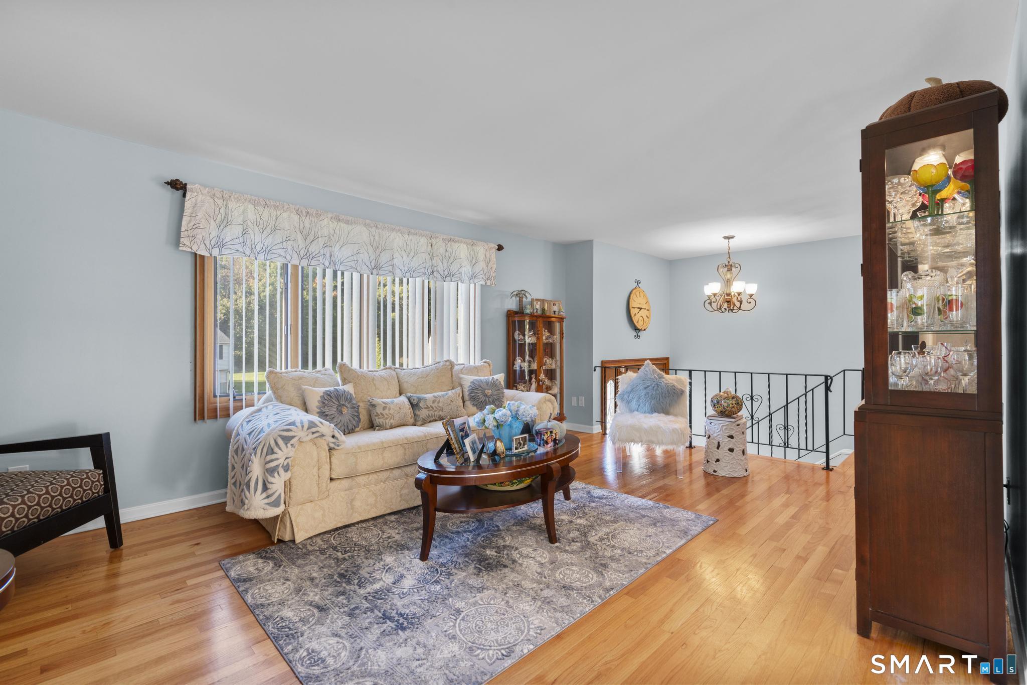 11 Crestwood Road Branford CT 06405