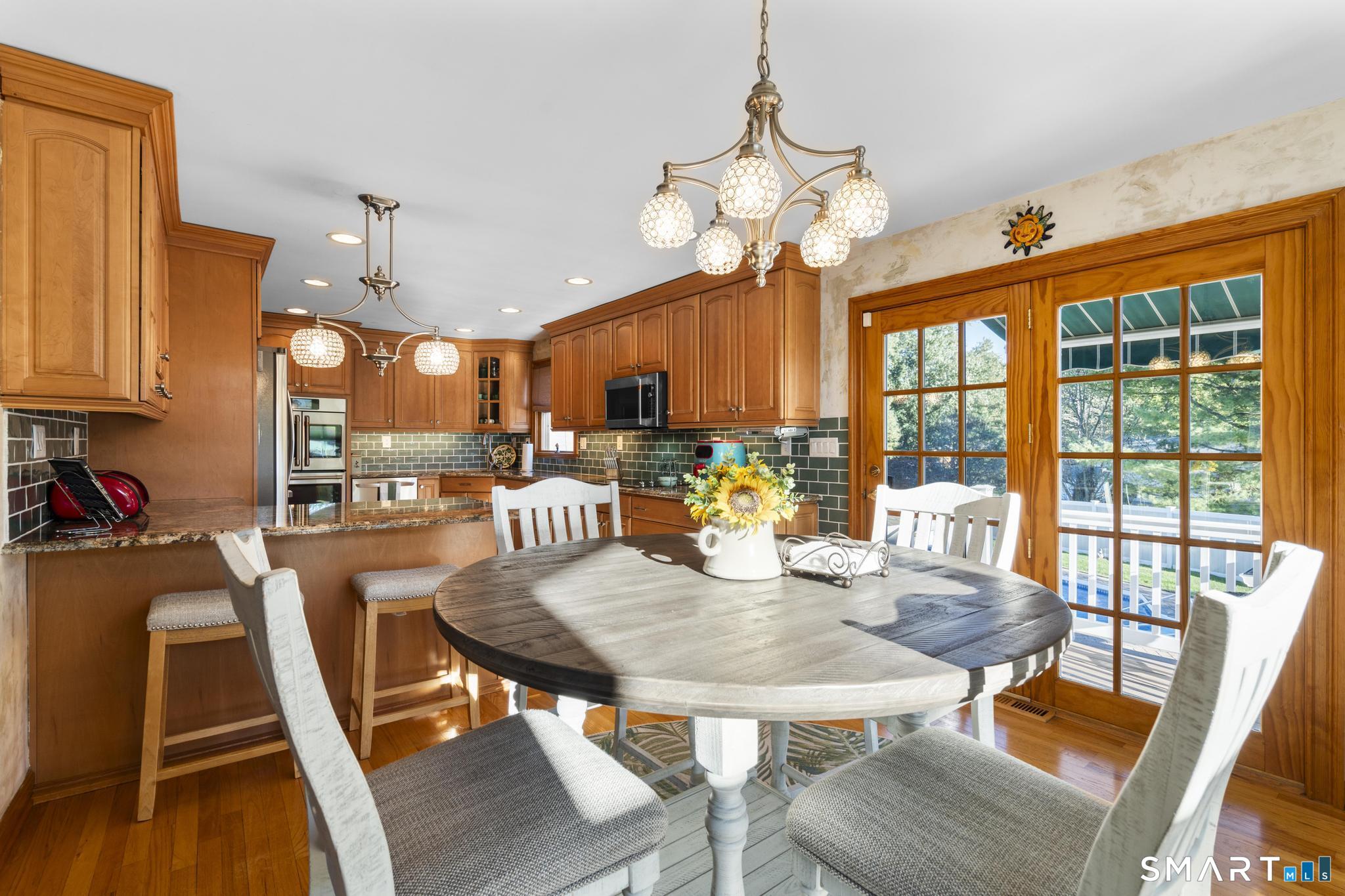 11 Crestwood Road Branford CT 06405