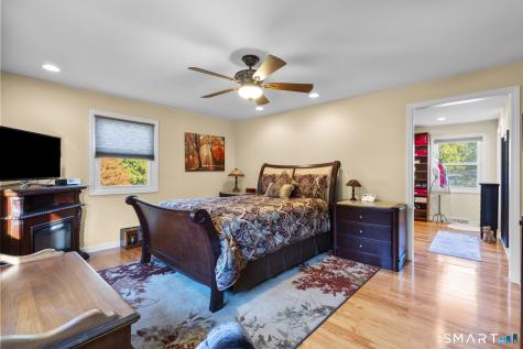 11 Crestwood Road Branford CT 06405