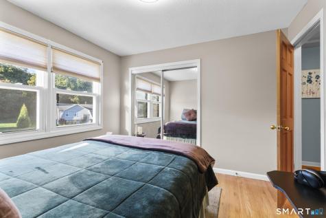 11 Crestwood Road Branford CT 06405