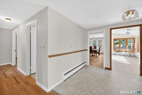 6 Ellis Road Enfield CT 06082