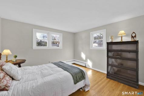 6 Ellis Road Enfield CT 06082