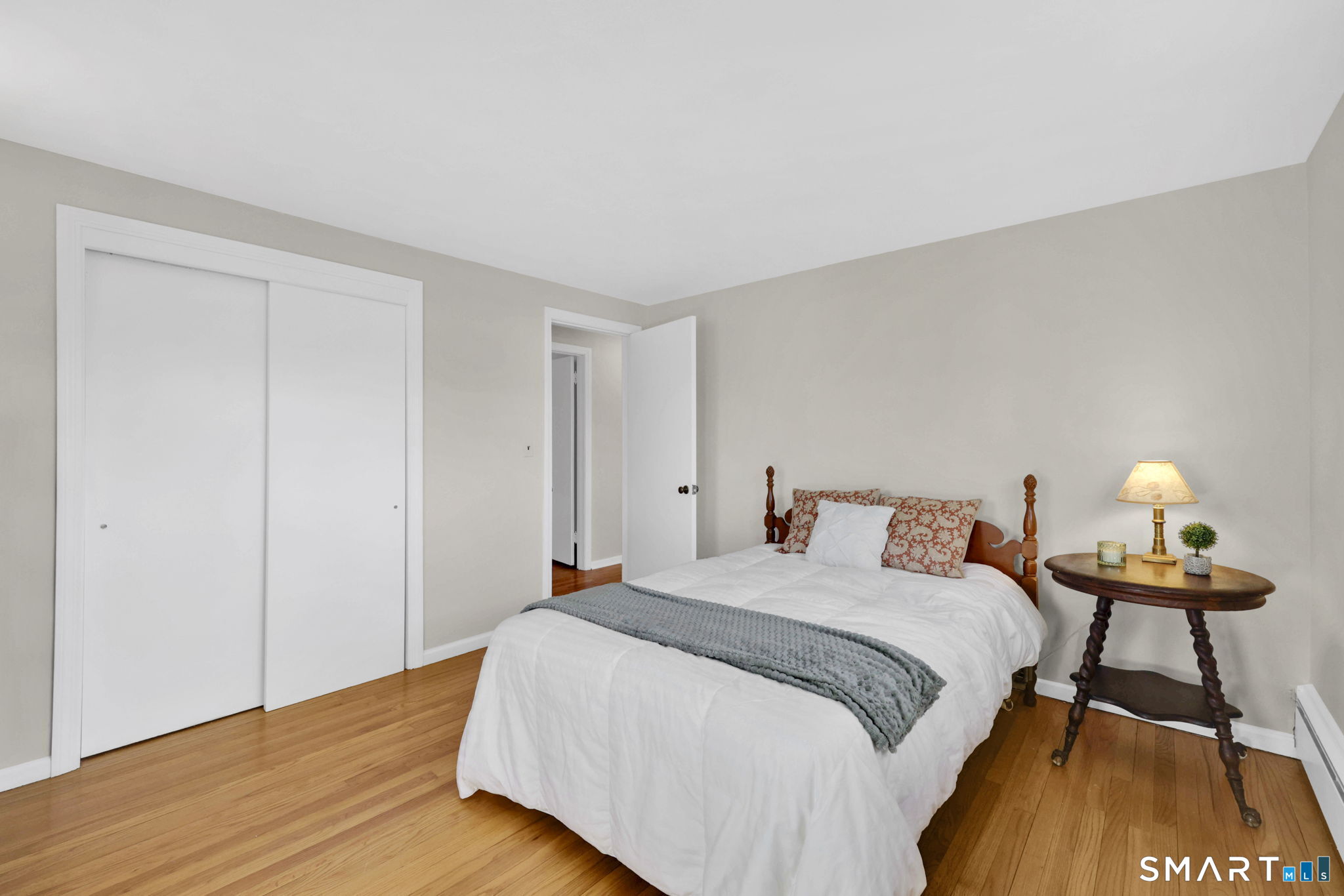 6 Ellis Road Enfield CT 06082