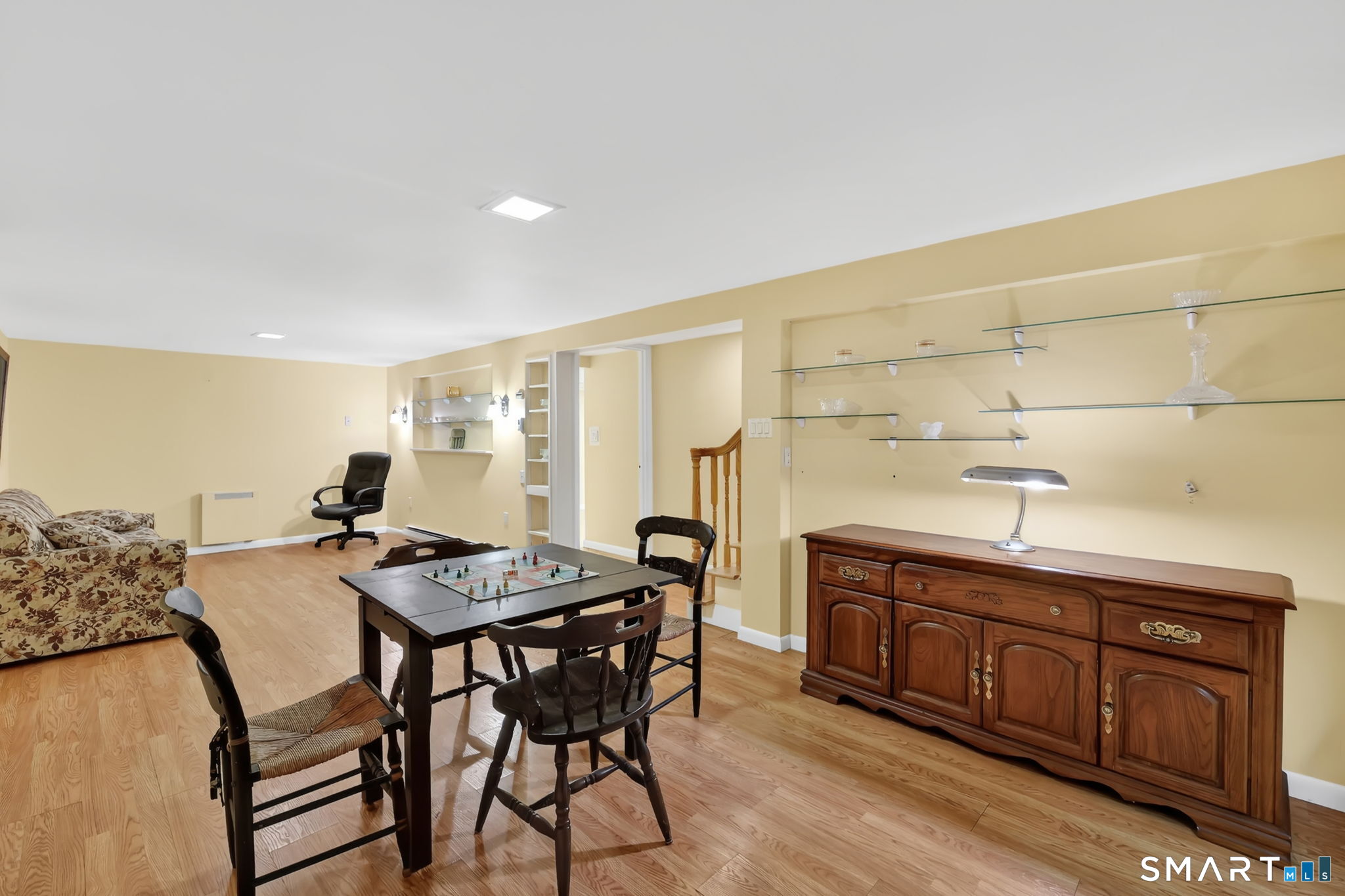 6 Ellis Road Enfield CT 06082