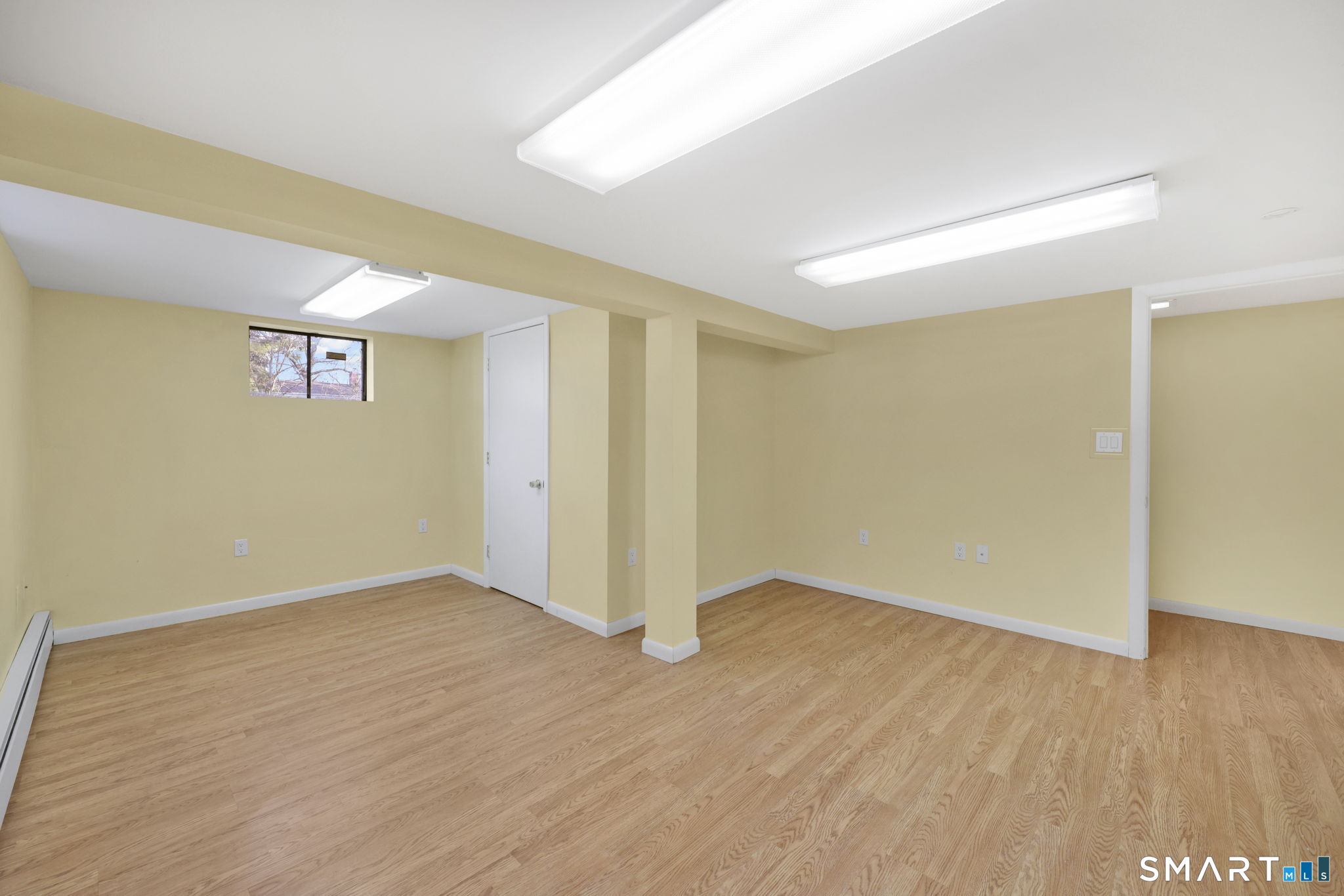 6 Ellis Road Enfield CT 06082