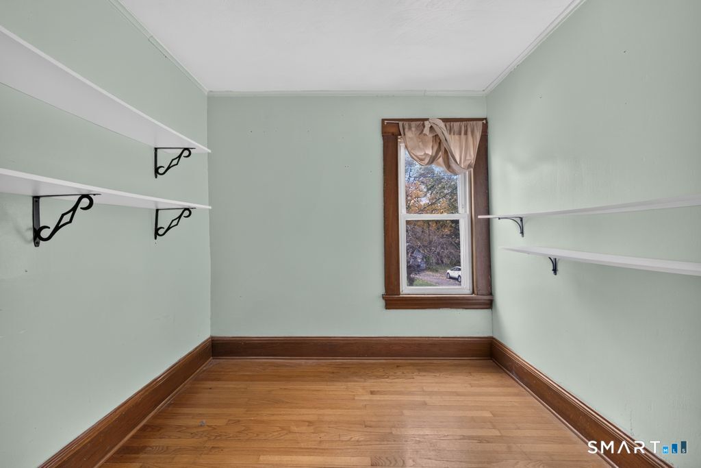 74 Highland Park Enfield CT 06082