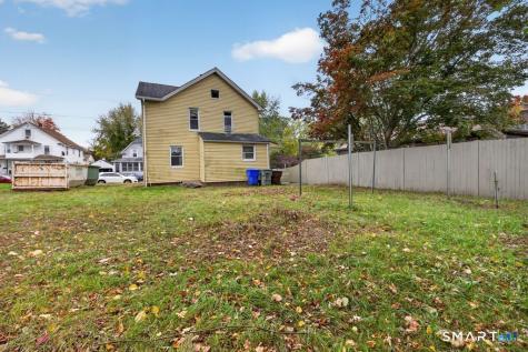 74 Highland Park Enfield CT 06082