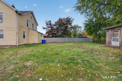 74 Highland Park Enfield CT 06082