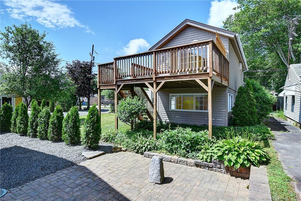 7 West Avenue East Hampton CT 06424