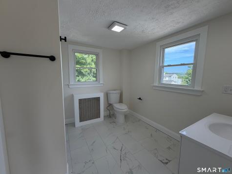 43 Marshall Avenue Naugatuck CT 06770