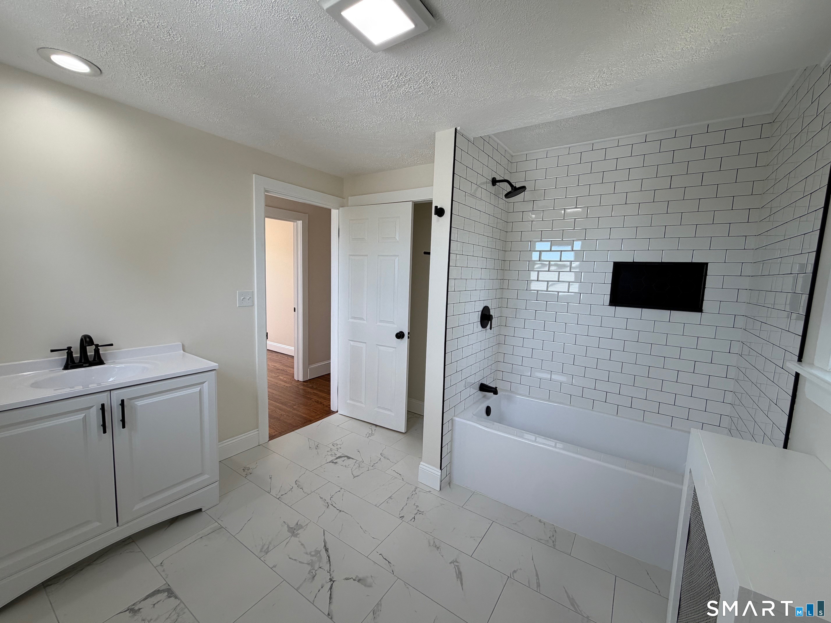 43 Marshall Avenue Naugatuck CT 06770