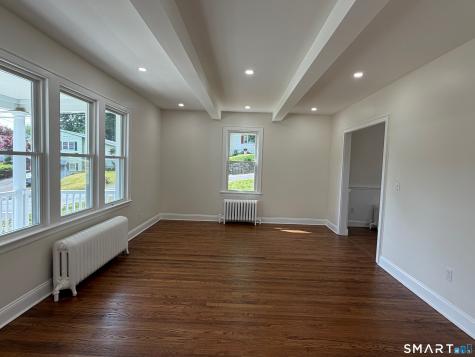 43 Marshall Avenue Naugatuck CT 06770