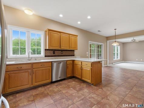 41 Winterberry Drive Colchester CT 06415