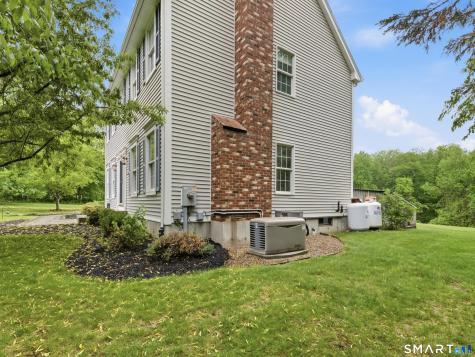 41 Winterberry Drive Colchester CT 06415