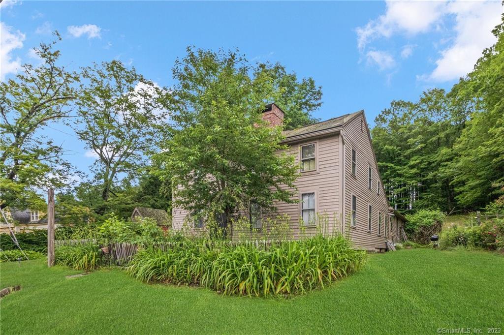 1250 Route 171 Woodstock CT 06281