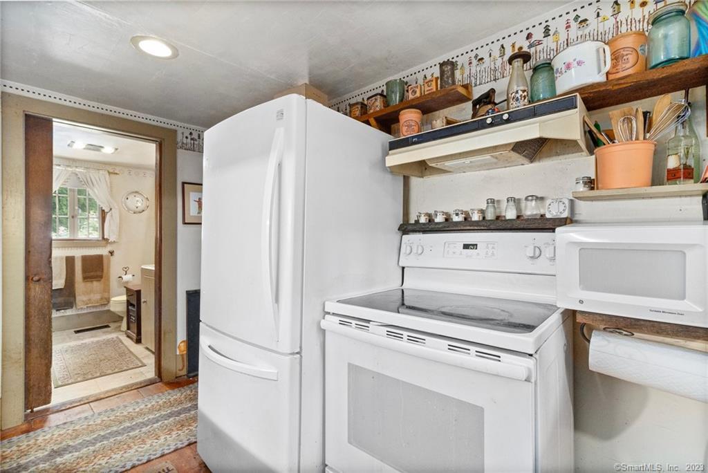 1250 Route 171 Woodstock CT 06281