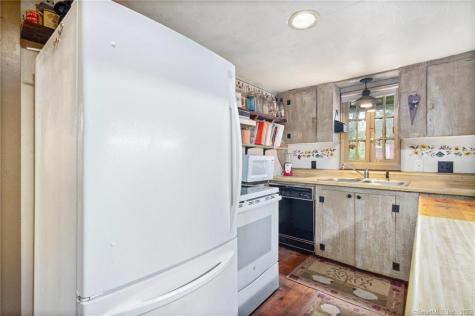 1250 Route 171 Woodstock CT 06281