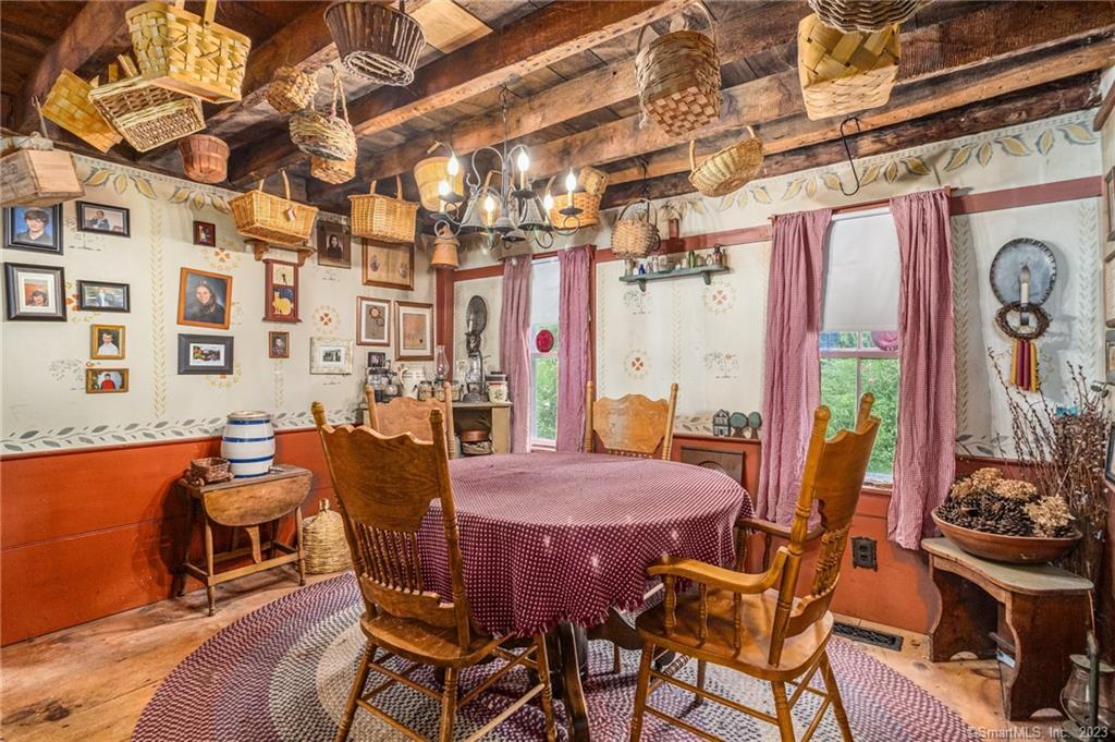 1250 Route 171 Woodstock CT 06281