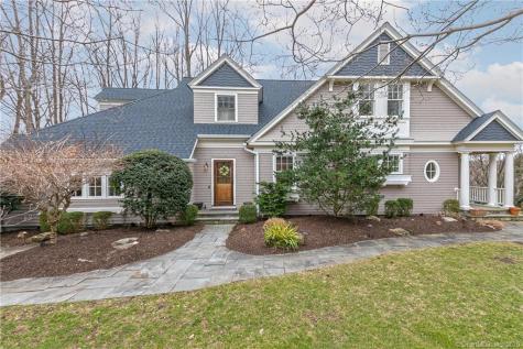 535 Hoydens Hill Road Fairfield CT 06824