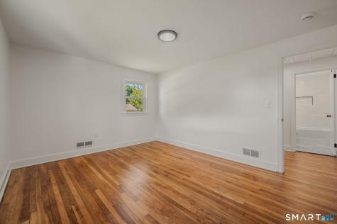 86 Pegasus Drive Groton CT 06340