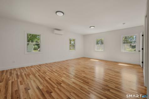 86 Pegasus Drive Groton CT 06340