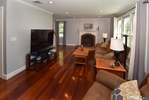 30 Michael Lane Suffield CT 06078