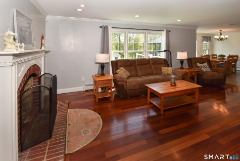 30 Michael Lane Suffield CT 06078