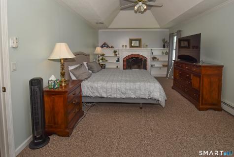 30 Michael Lane Suffield CT 06078