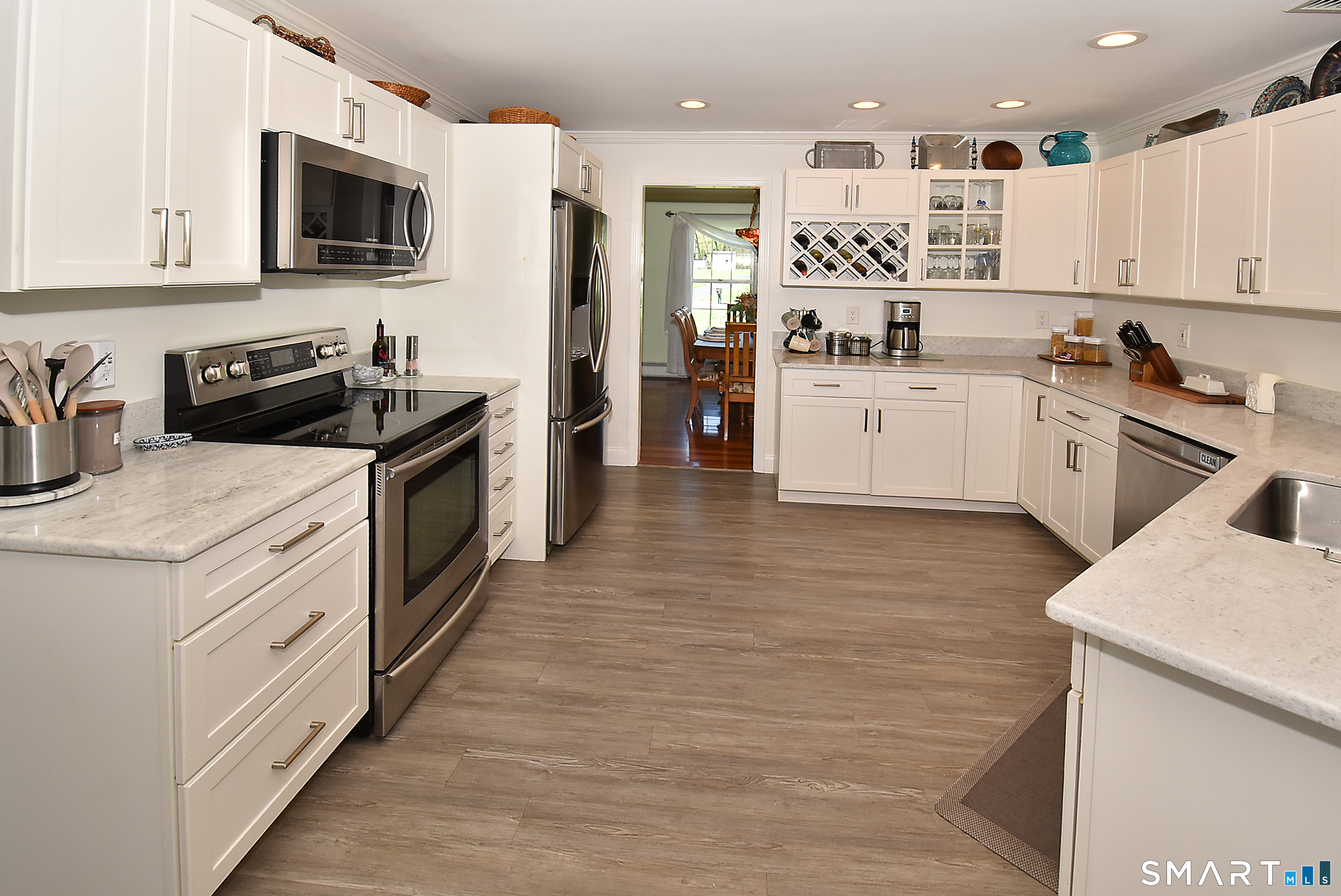 30 Michael Lane Suffield CT 06078