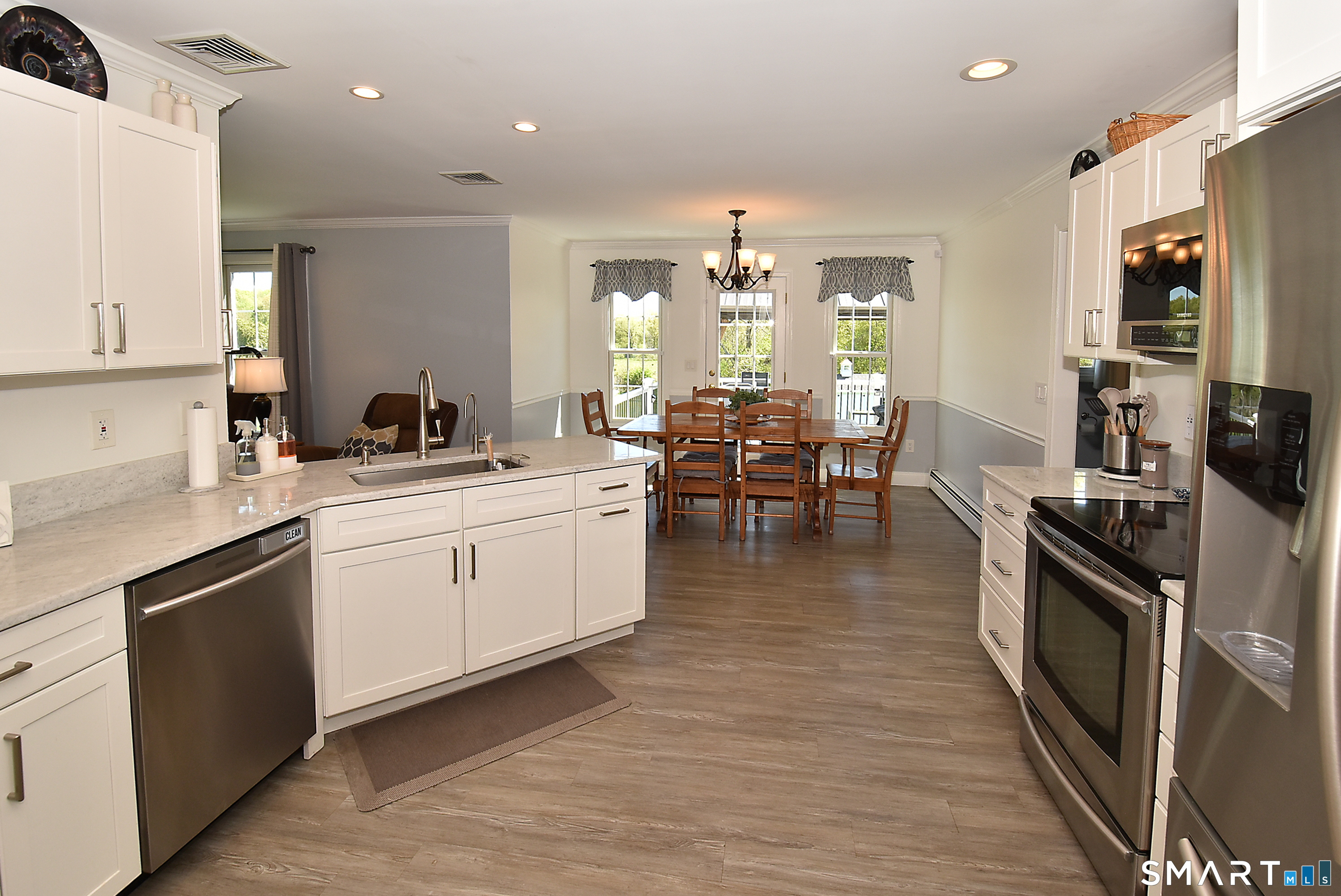 30 Michael Lane Suffield CT 06078