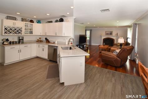 30 Michael Lane Suffield CT 06078