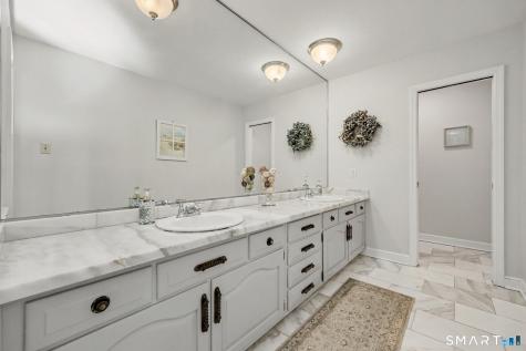10 Morning Glory Drive Easton CT 06612