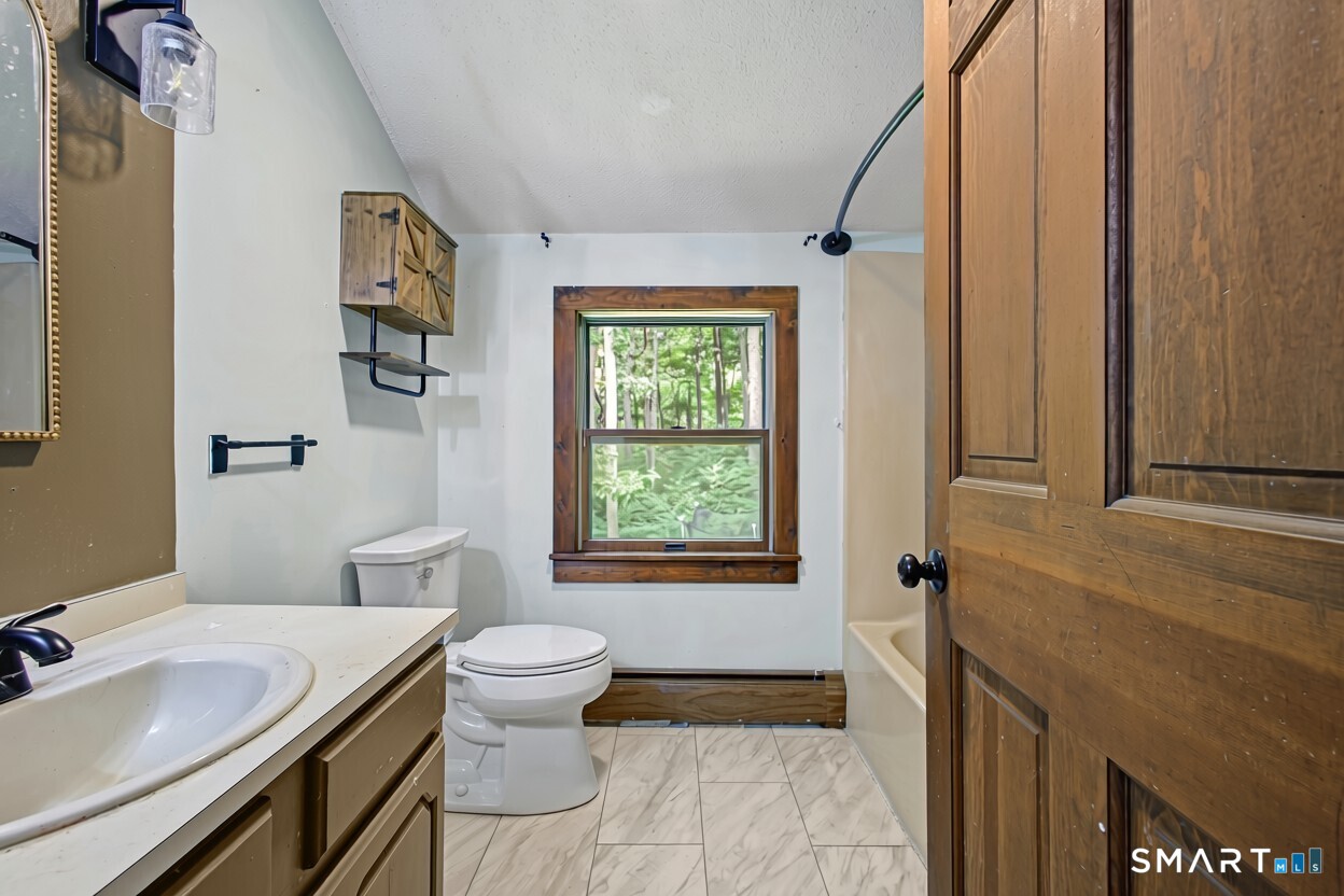 4 Railroad Avenue Plainfield CT 06374