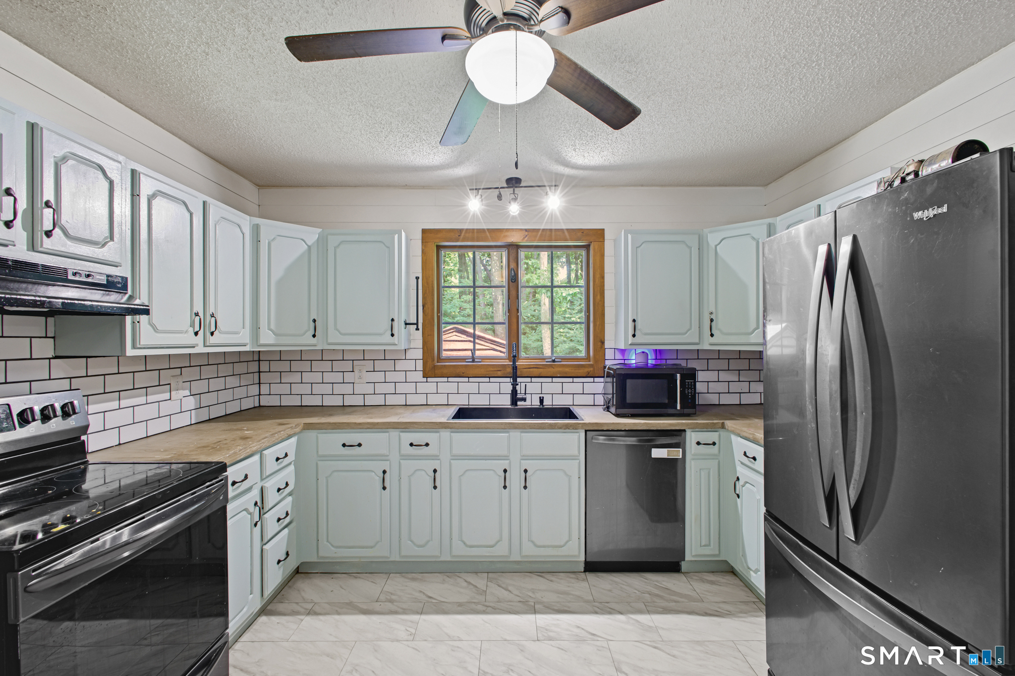 4 Railroad Avenue Plainfield CT 06374