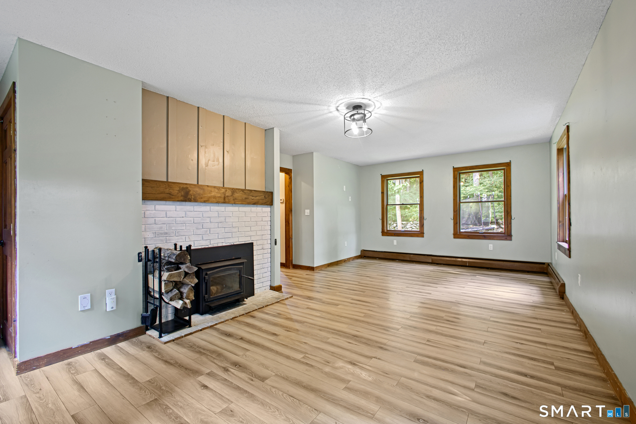 4 Railroad Avenue Plainfield CT 06374