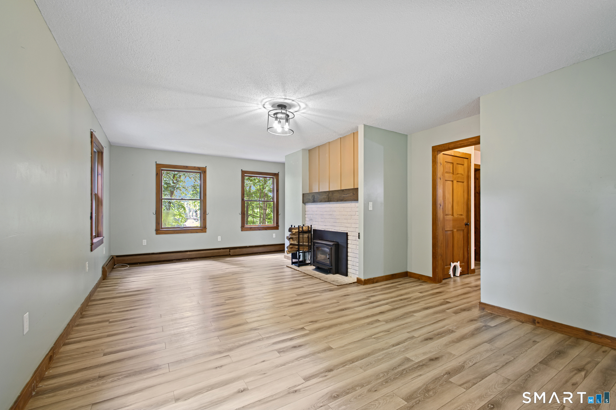 4 Railroad Avenue Plainfield CT 06374