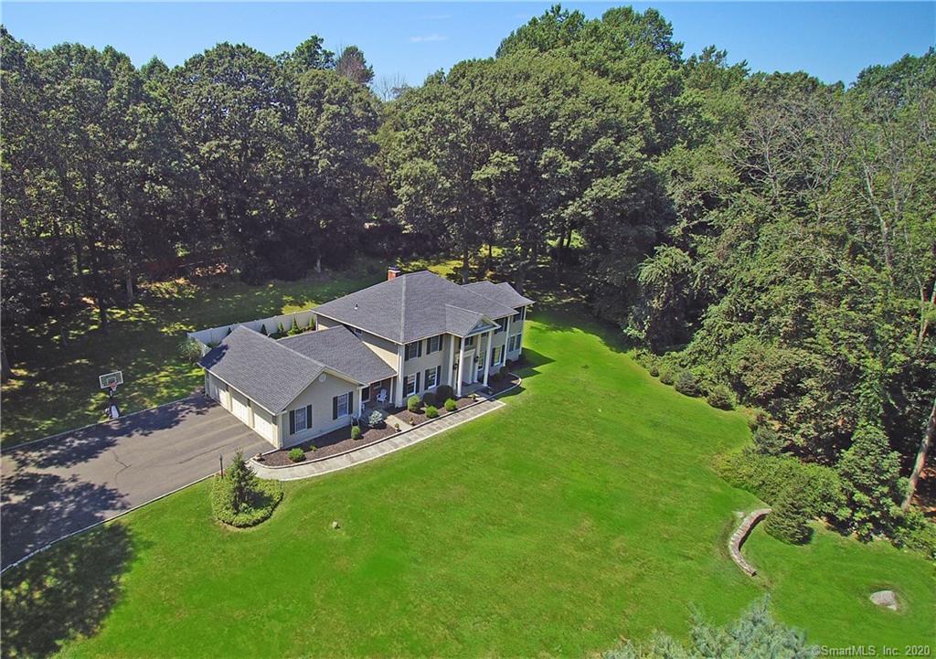 1 Cricklewood Road Redding CT 06896